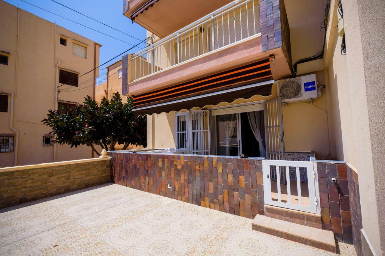 Playa la Mata - Apartamento Limonka Bagian luar foto