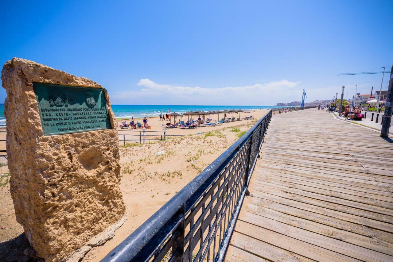 Playa la Mata - Apartamento Limonka Bagian luar foto