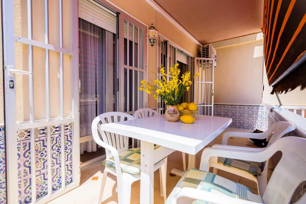 Playa la Mata - Apartamento Limonka Bagian luar foto